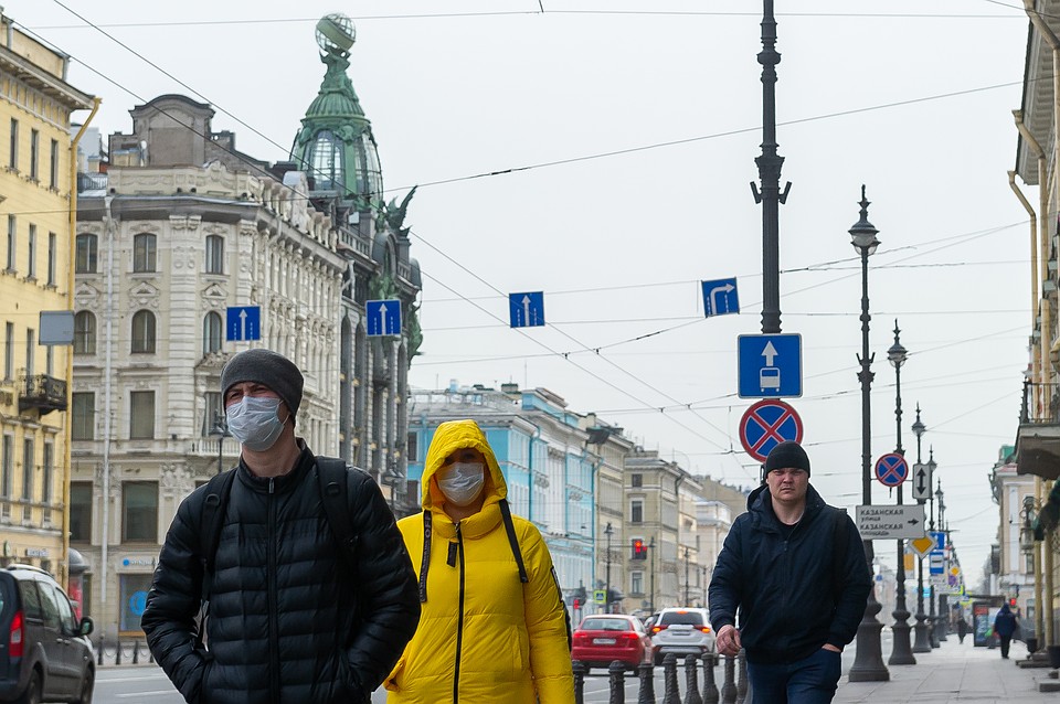 При таком уровне самоизоляции, как сейчас, 40 000 заболевших - это оптимистичный прогноз. Фото: Олег ЗОЛОТО