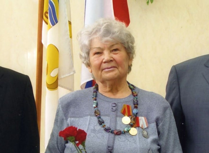 Почти 30 лет Валентина Рябцева преподавала в 120-й школе Екатеринбурга, пока не вышла на пенсию. Фото: личный архив Валентины Рябцевой