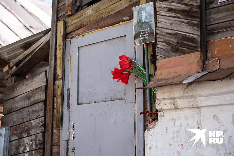 "Бессмертный полк" в самарском дворике. Фото: Ксения ТИМОФЕЕВА