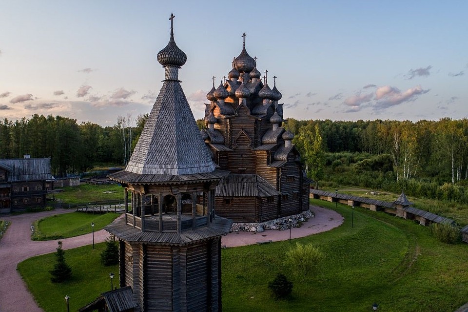 Этнопарк "Богословка" находится на территории Невского лесопарка. Фото: bogoslovka.spb.ru/
