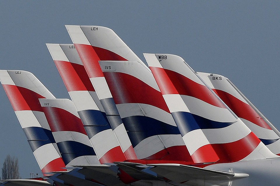 Лайнеры авиакомпании British Airways в аэропорту Хитроу, Лондон. Фото: REUTERS