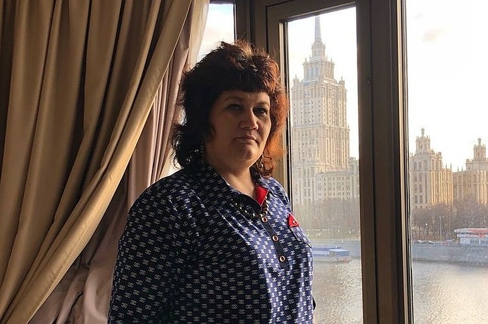 Правозащитница Анна Тажеева уверяет, что школы не нуждаются в родительских деньгах для ремонта. Фото: соцсети.