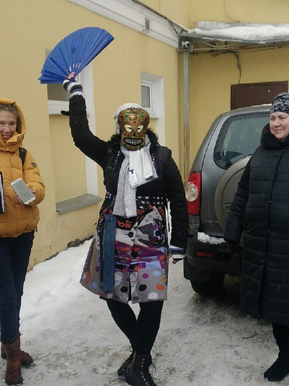 Часто ли вы видаете экскурсоводов на Русском Севере вот в таком виде?