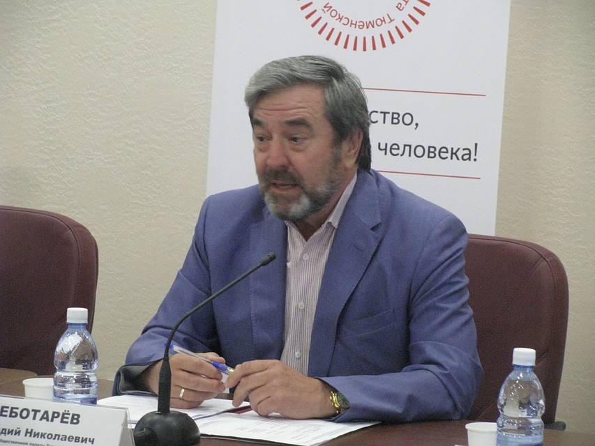 Геннадий Чеботарев сообщил, что поступило более 6 тысяч предложений по кандидатам в наблюдатели Фото: Есен Абилькенов