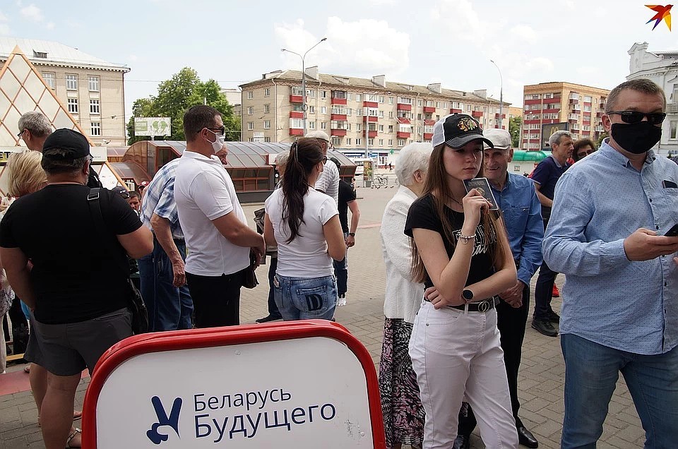Цепкало лишился уже почти 2 тыс. подписей Фото: Павел МИЦКЕВИЧ