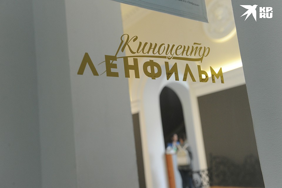 В кинозал, рассчитанный на 198 зрителей, будут пускать по 50 человек Фото: Олег ЗОЛОТО