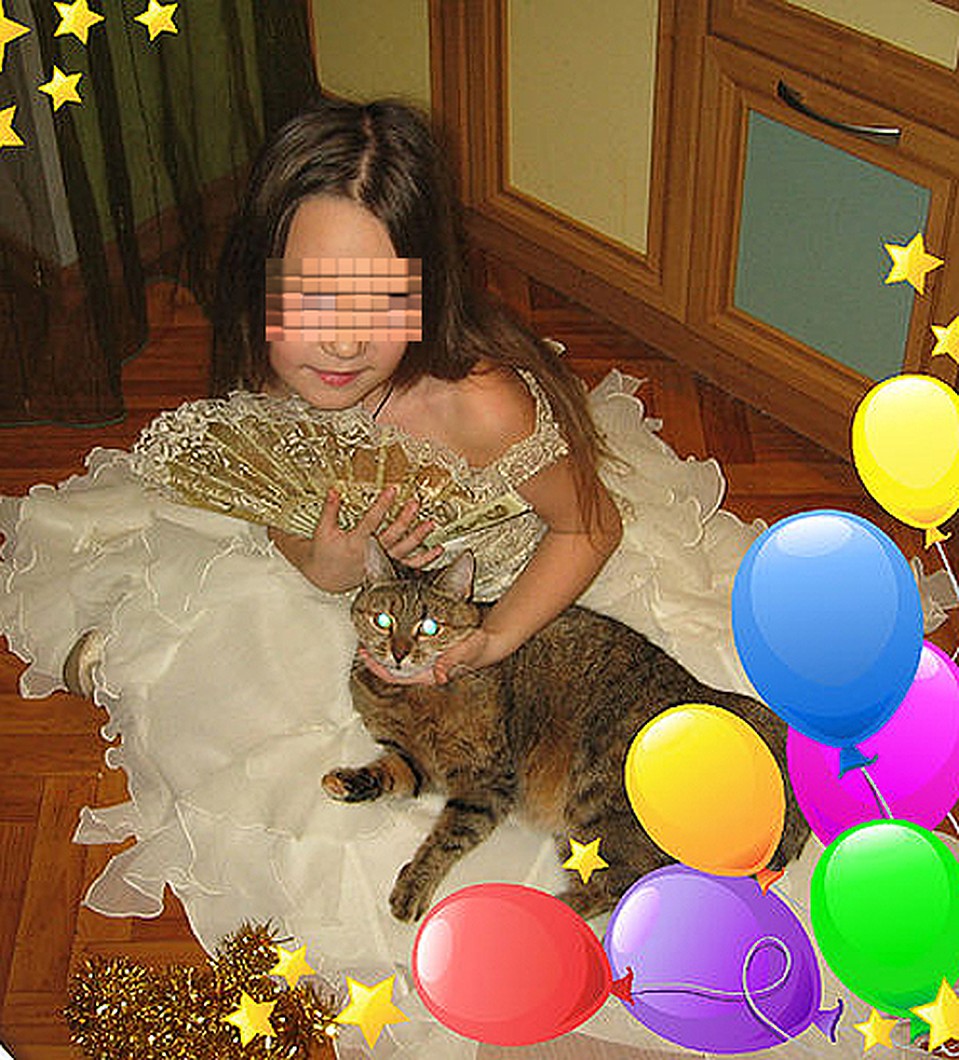 Он не пощадил даже 7-летнюю дочку.