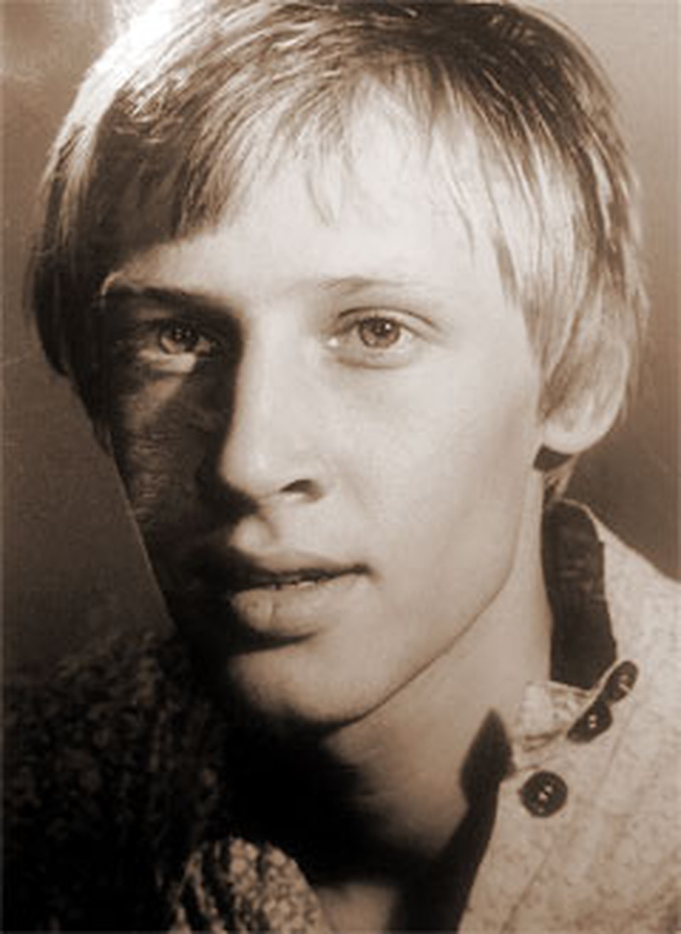 Одну из ролей второго плана - Степана - сыграл 20-летний Дмитрий Харатьян.
