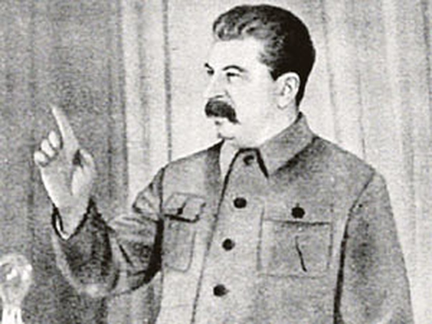 7 часов после начала войны 22 июня 1941 года Сталин пытался разобраться, что задумал Гитлер: большую войну с СССР или обманные маневры?Фото с сайта otechestvennaya.narod.ru