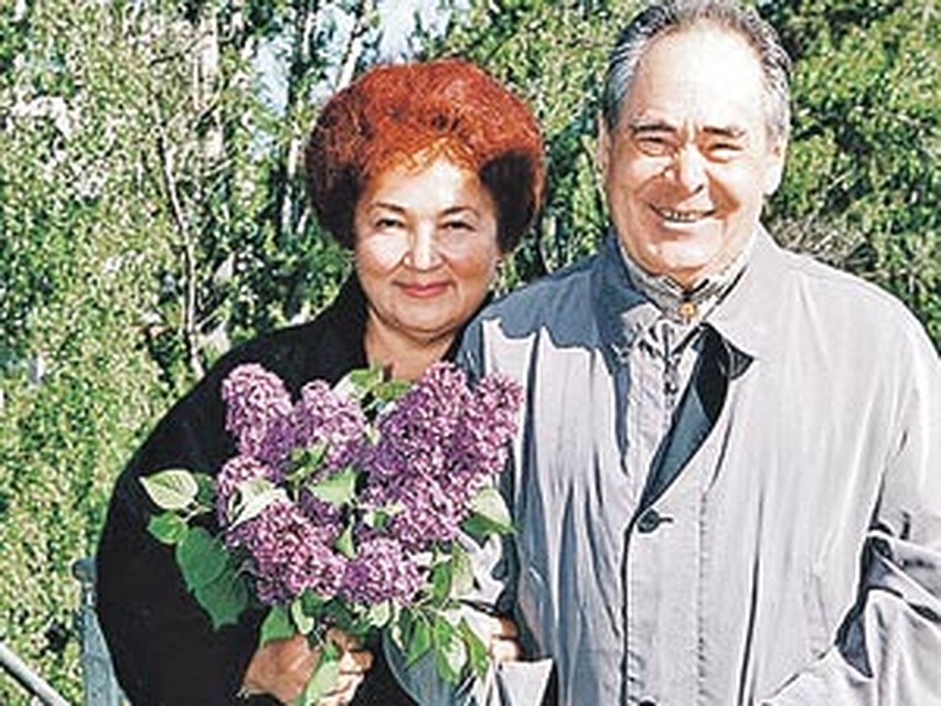 Минтимер Шарипович отметит юбилей в кругу семьи. Рядом, как всегда, любимая жена Сакина Шакировна.