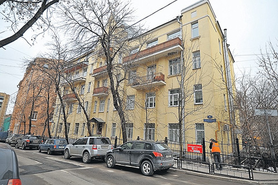 В этом доме соседи еще помнят семью Яковлевых. Фото: Евгения ГУСЕВА
