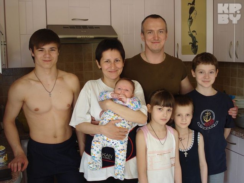 Вначале Ольга ухаживала за умирающей Еленой, потом – за малышами, и дети попросили: «Можно Оля останется с нами?»