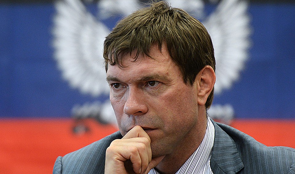 Олег Царев: "Та война была отечественная, а эта гражданская. И мы хорошо понимаем, что ничего геройского в том, чтобы убивать обманутых своих соотечественников - нет." Фото: РИА Новости