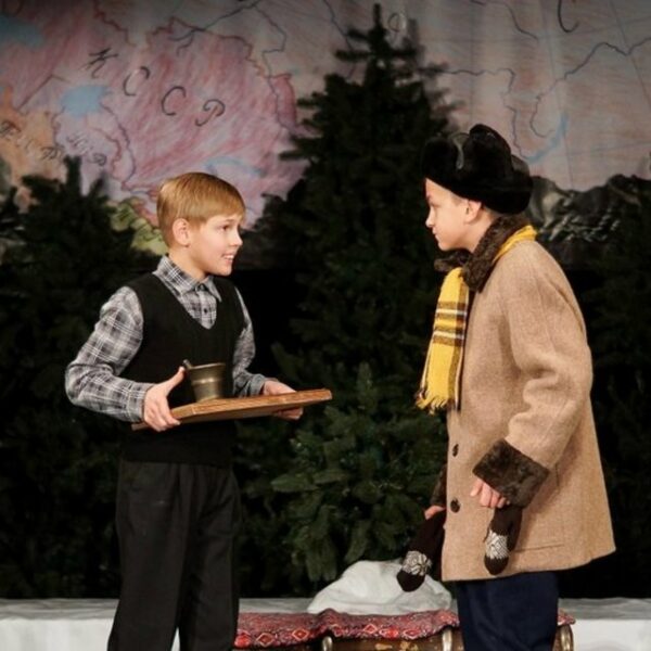 Спектакль «Бенгальские огни»