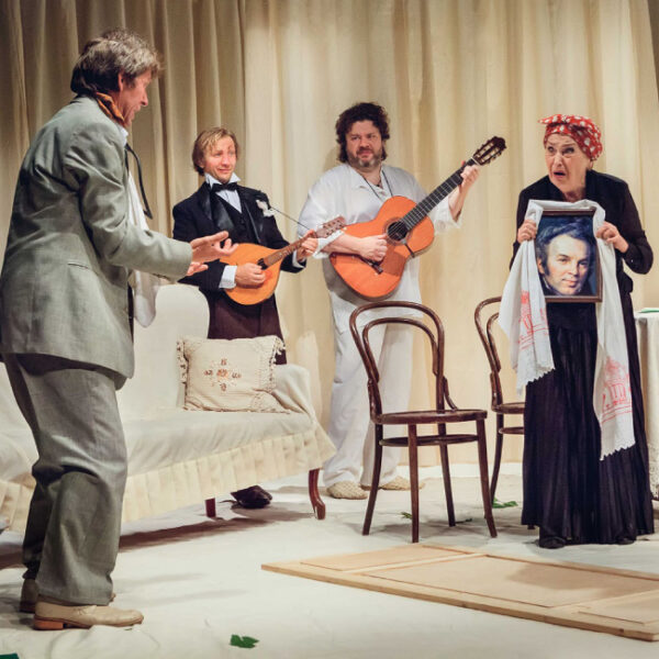 Спектакль «Браво, Чехов! или О чем пели соловьи» в Театре на Покровке