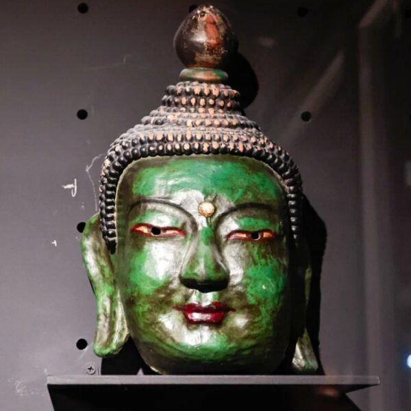 Выставка «Мистерия Цам. История буддизма в России» в парке «Зарядье»