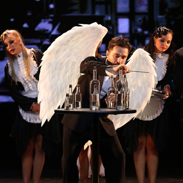 Танцевальное шоу «Живые картины»