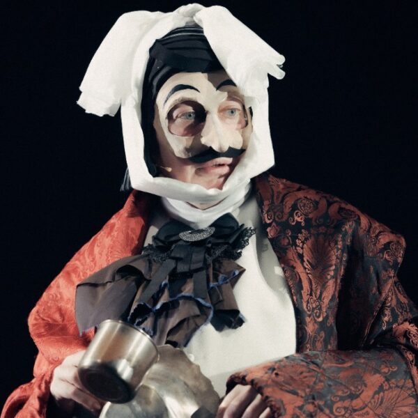 Киноверсия спектакля «Мертвые души» в кинотеатре «Октябрь»