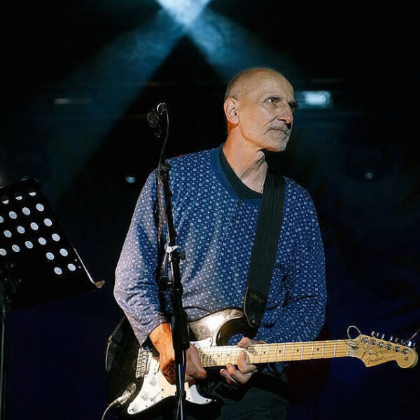 Петр Мамонов: диалог со зрителем