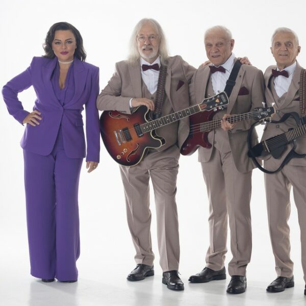 Новогодний утренник для взрослых «Синий иней»