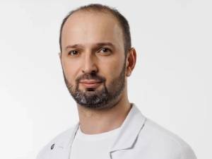 Эльдар Гусейнов