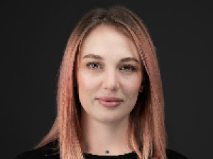 Елена Саракий