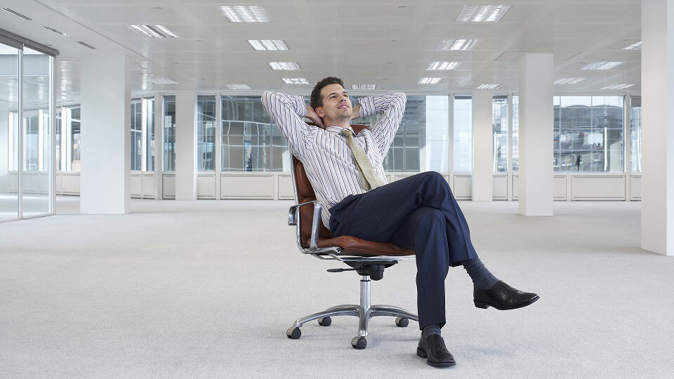 Лучшие кресла для работы 2025