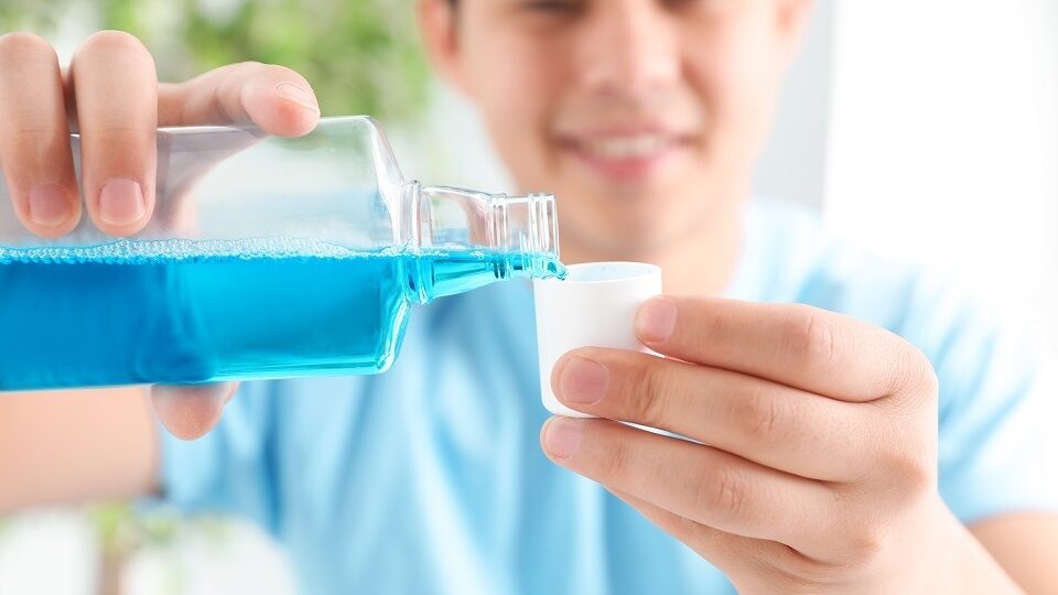Лучшие ополаскиватели для полости рта