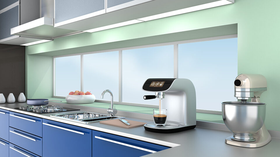 Синий цвет на кухне напоминает нам о глубинах моря. Фото: Chesky / Shutterstock / Fotodom