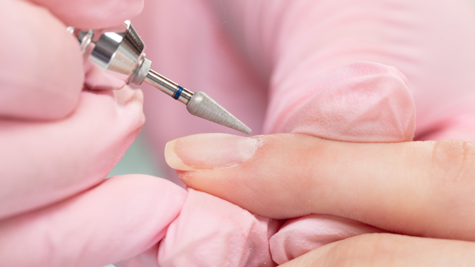 13 лучших аппаратов для маникюра в 2025 году