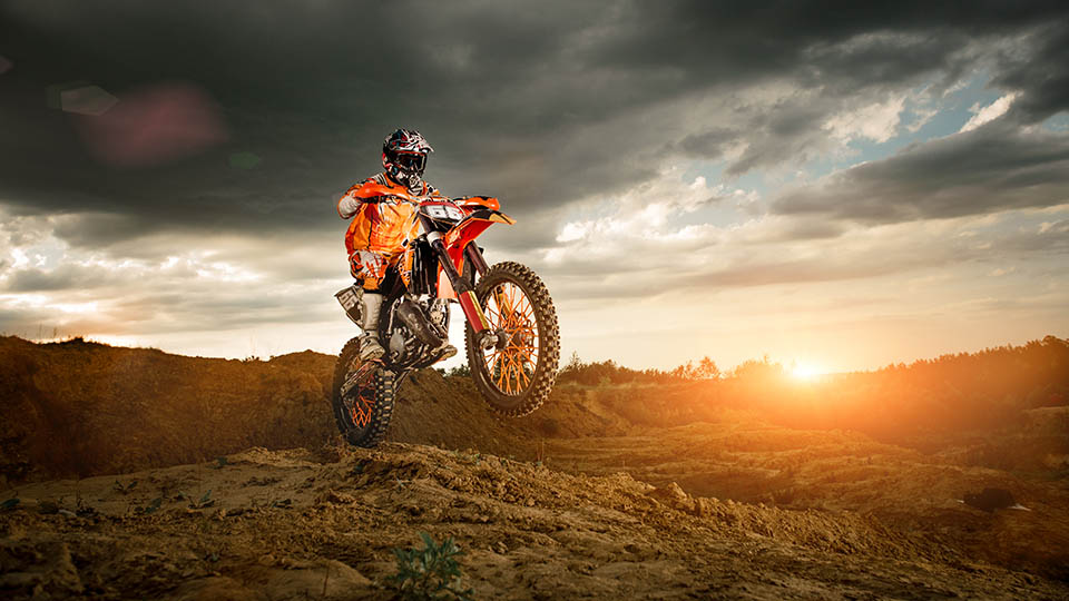 12 лучших эндуро-мотоциклов в 2025 году