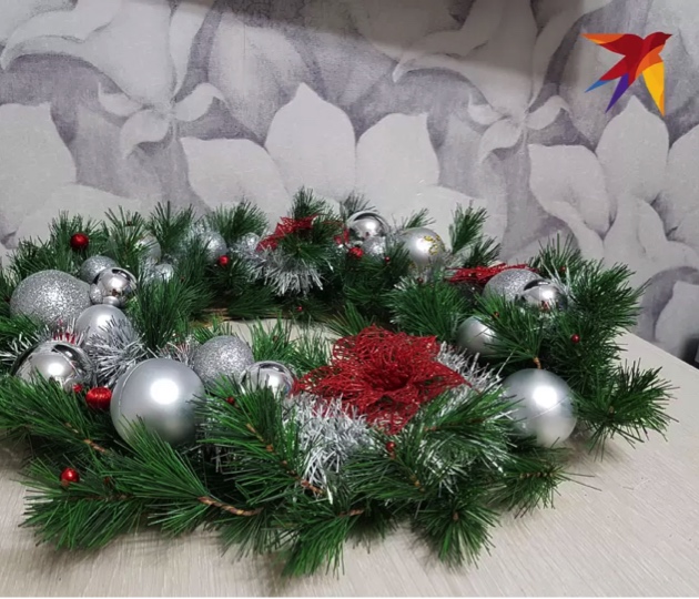 novogodnij-venok-svoimi-rukami-8 novogodnij-venok-svoimi-rukami-8