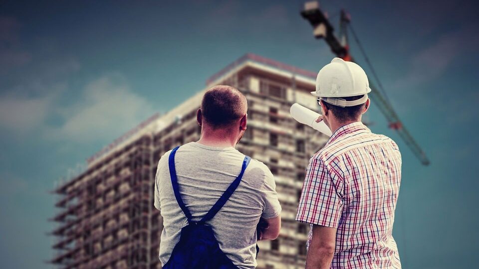 Поздравления с Днем строителя 2026