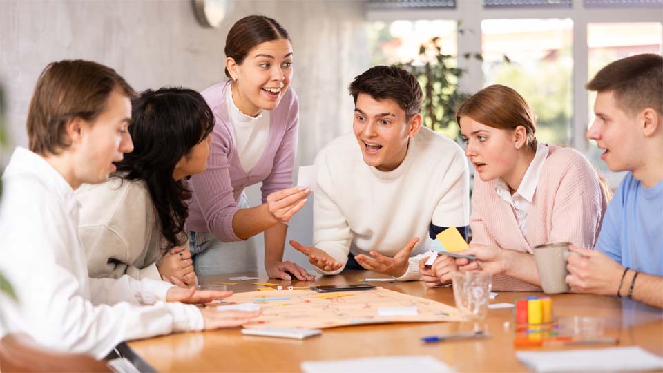 11 лучших игр в ассоциации в 2025 году