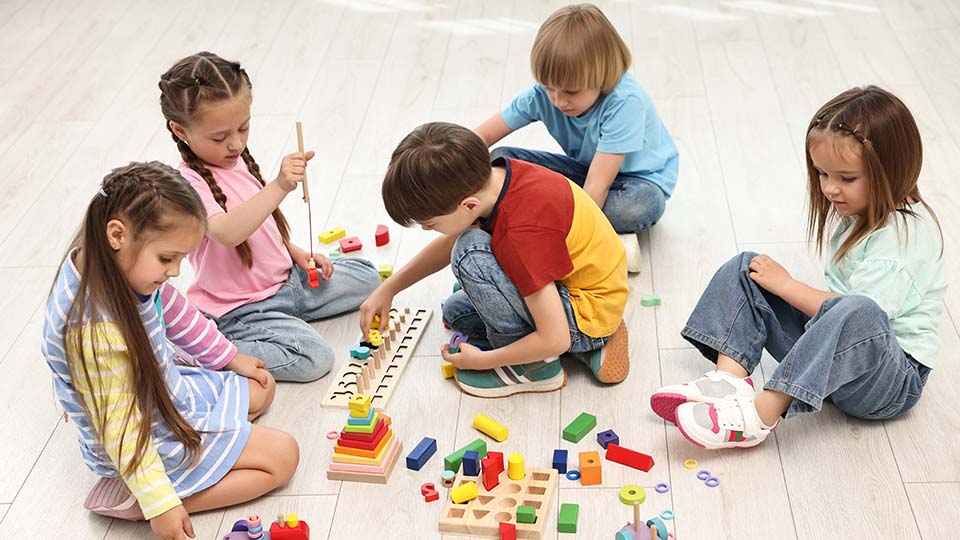 15+ лучших развивающих игр для детей в 2025 году