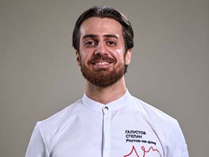 Степан Галустов