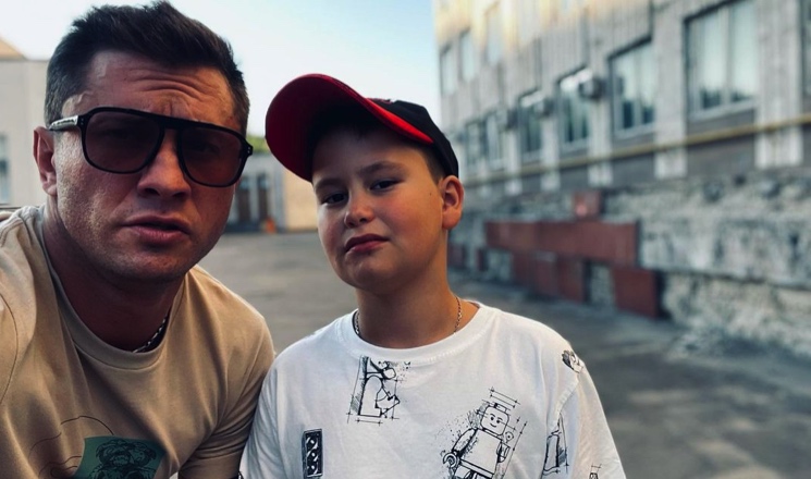 Прилучный оставил Карпович и увез детей от Муцениеце