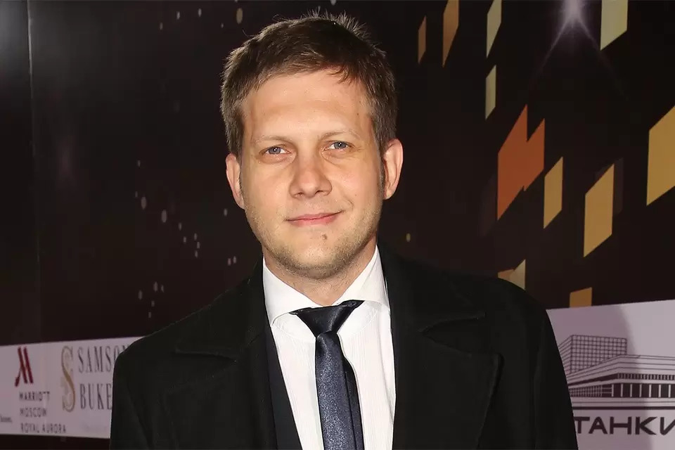 Известная актриса одарила невесту Бориса Корчевникова белым платочком