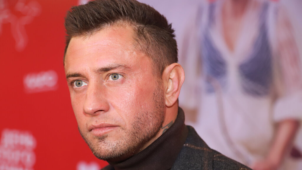 Павел Прилучный расстался с Мирославой Карпович. Доказательство — пост