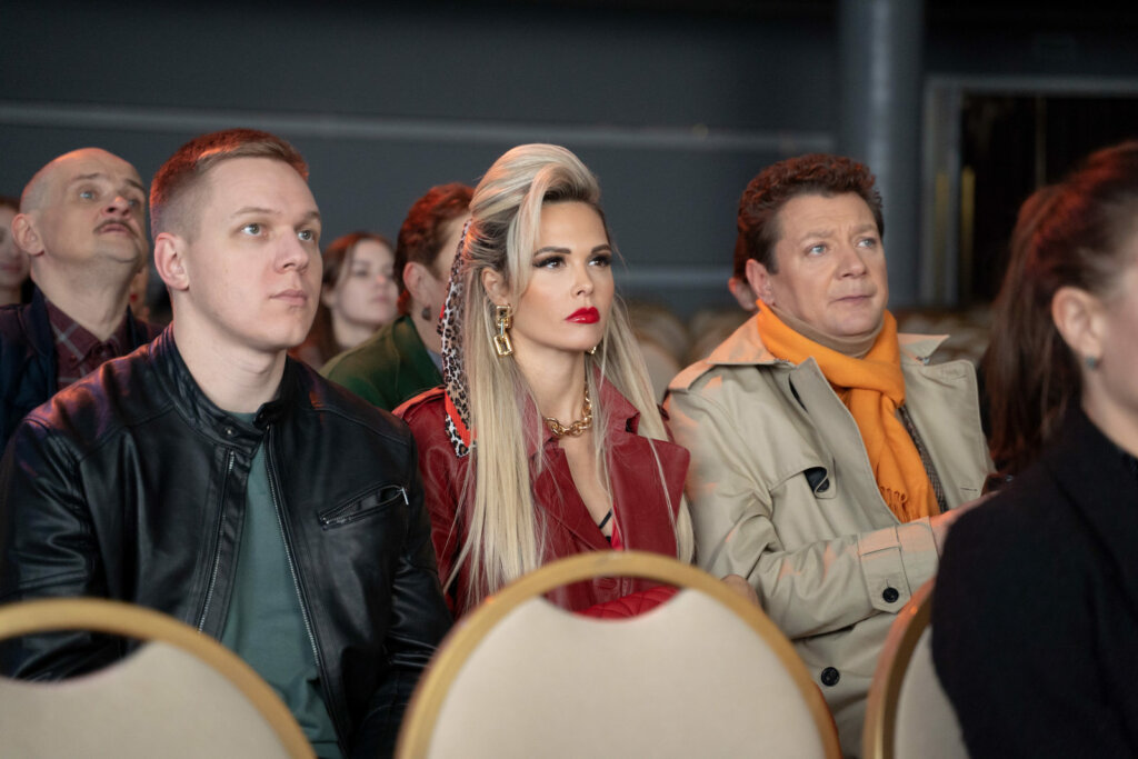 Премьера сериала «Модный синдикат» стартует 14 марта на СТС