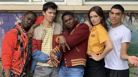 Сразу два актера покинут сериал «Половое воспитание» после четвертого сезона