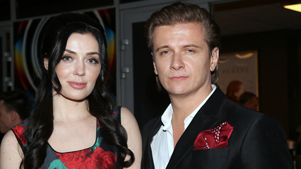 Глеб Матвейчук прервал молчание и рассказал о разрыве с актрисой Еленой Глазковой