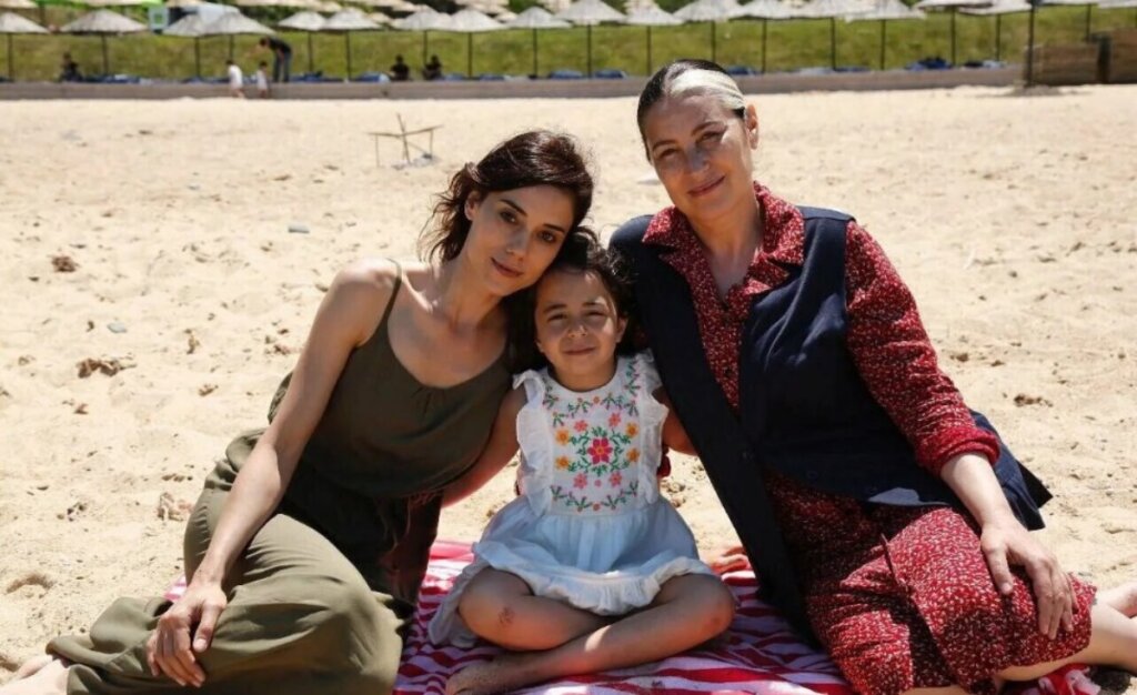 Актеры турецкого сериала «Моя мама» 7 лет спустя: Как они выглядят и чем занимаются