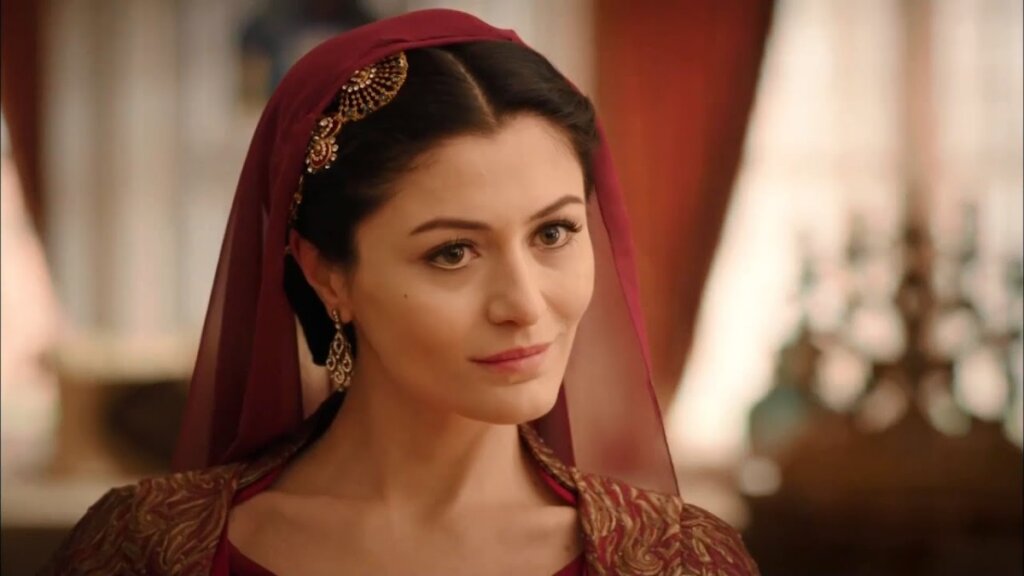 Настоящая госпожа: Шах-султан из «Великолепного века» вышла замуж (фото)