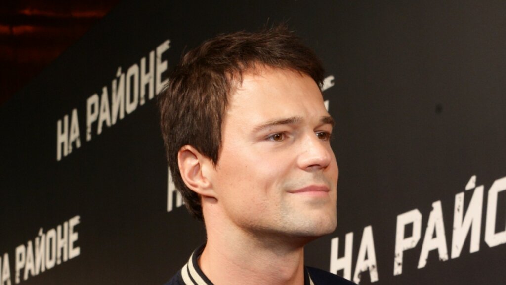 Вернувшийся в Россию Данила Козловский обратился к народу