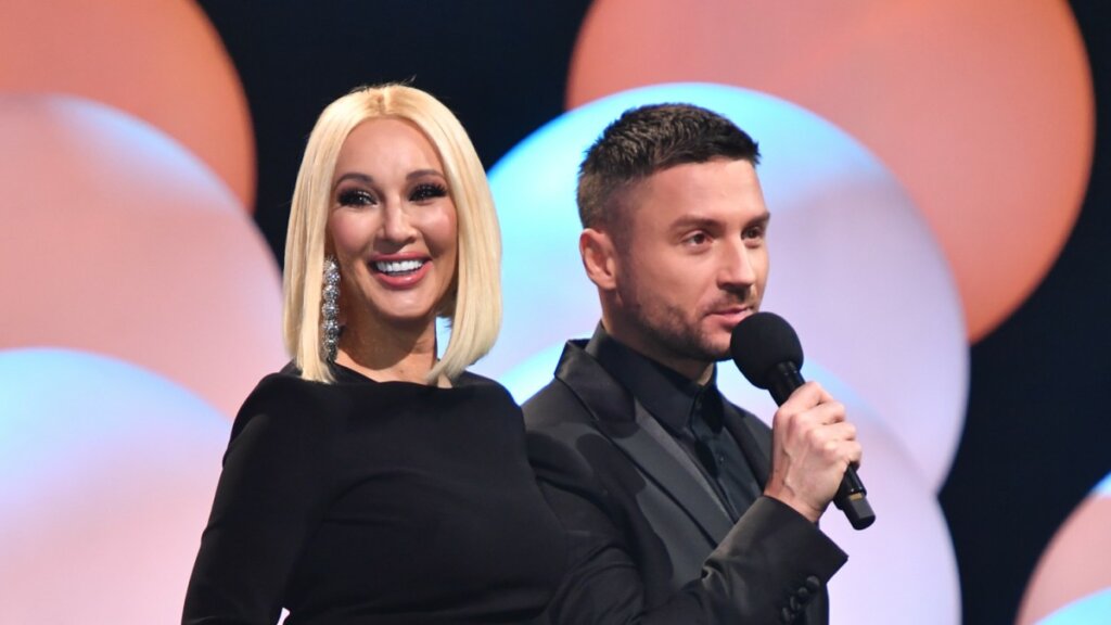 «На деле страшная»: Сергей Лазарев публично высмеял Леру Кудрявцеву