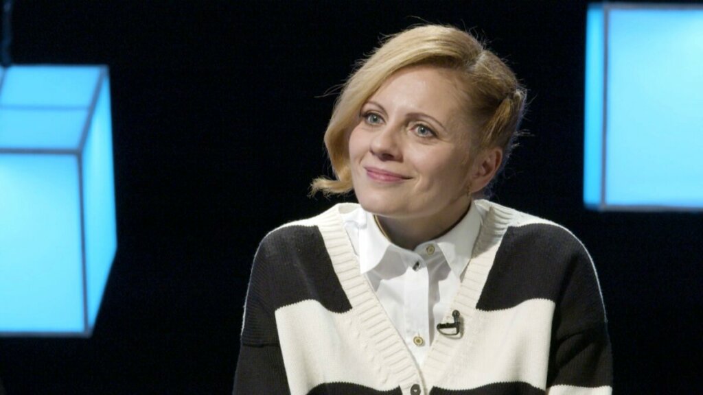 Сбежавшая из России звезда Comedy Woman неожиданно вышла в свет впервые за три года