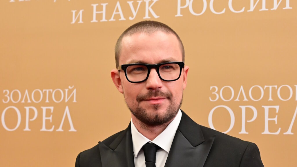 Александр Петров может заработать на элитный дом буквально за месяц: продюсер рассказал о заработках звезды