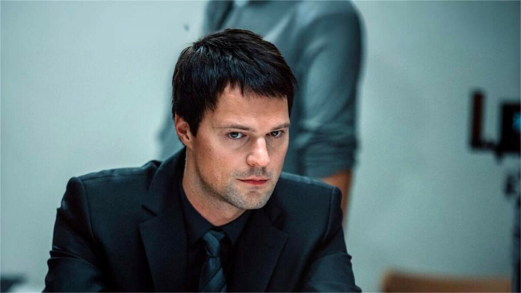 Вернувшийся на сцену Данила Козловский привез пятилетнюю дочку из США в Россию