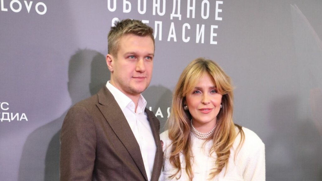 Звезда сериала «Две судьбы» стал отцом: рожал вместе с женой